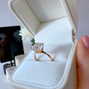 5.03 Carat Laboratory Grown Round Brilliant Diamond in 18k Rose Gold